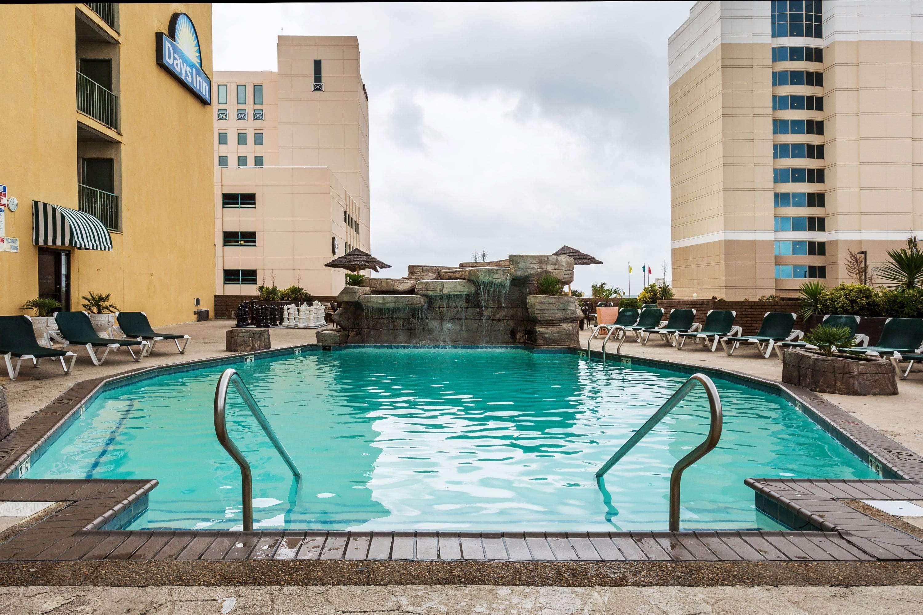 Days Inn By Wyndham Virginia Beach At The Beach Ngoại thất bức ảnh