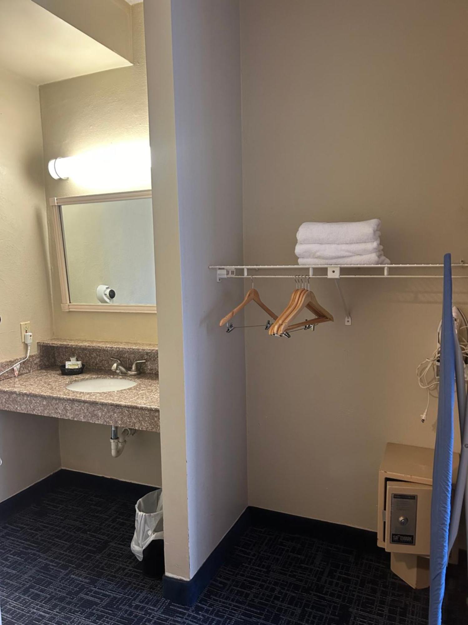 Days Inn By Wyndham Virginia Beach At The Beach Ngoại thất bức ảnh