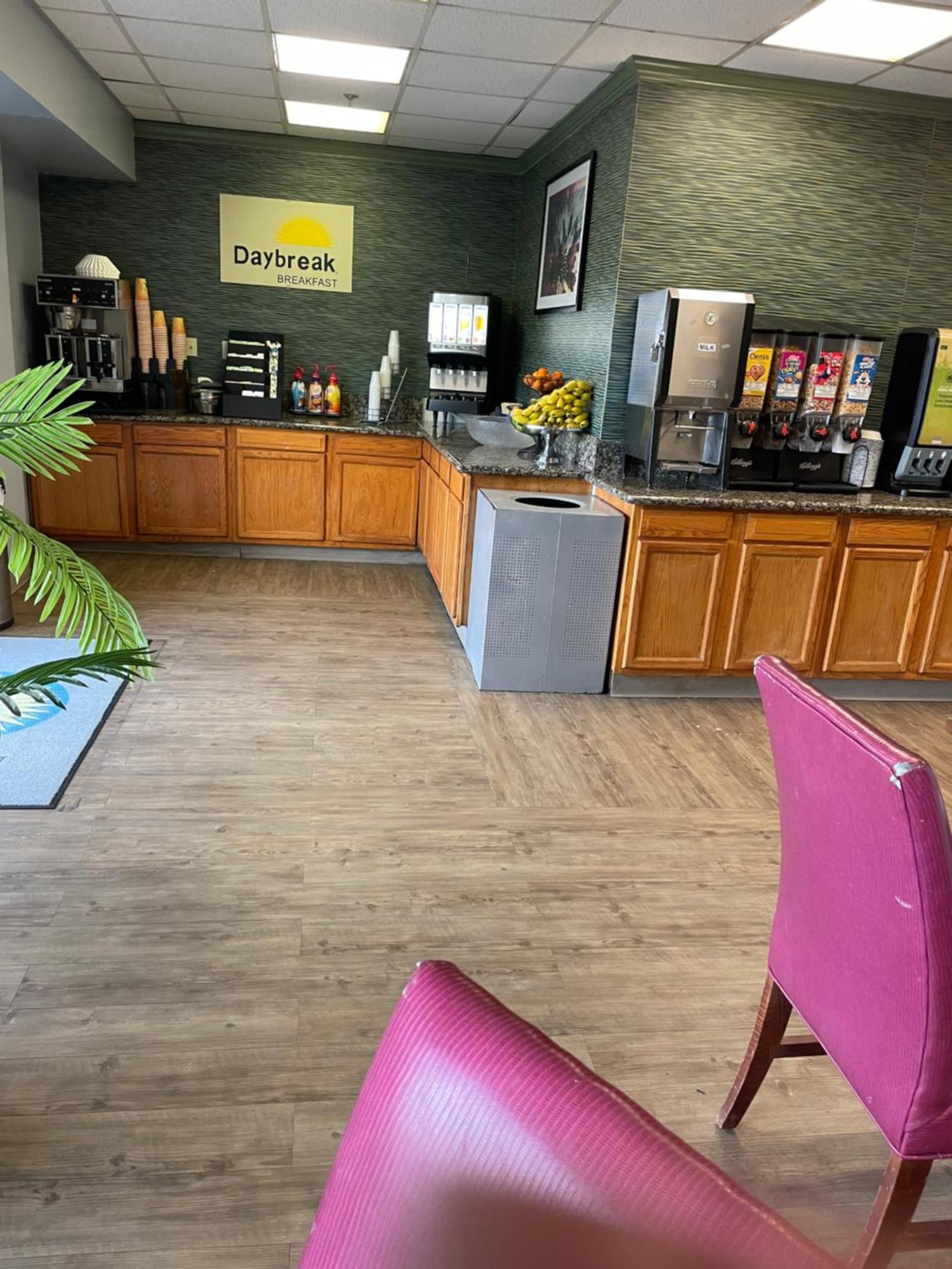 Days Inn By Wyndham Virginia Beach At The Beach Ngoại thất bức ảnh